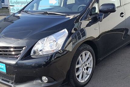 Toyota Verso 268.539 km 4.990 &euro; Pfullingen 72793