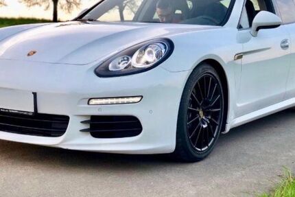 Porsche Panamera 252.600 km 21.500 &euro; Eutingen 72184