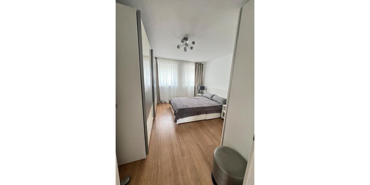 Etagenwohnung Stuttgart Vaihingen - 2 Zimmer, 54 m&sup2;, 1.100&euro; | Angebot:25839392