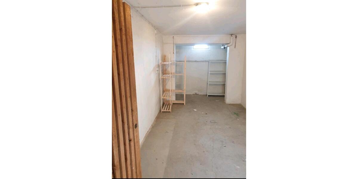 Etagenwohnung Eningen unter Achalm - 3 Zimmer, 74 m&sup2;, 240.000&euro; | Angebot:25080481