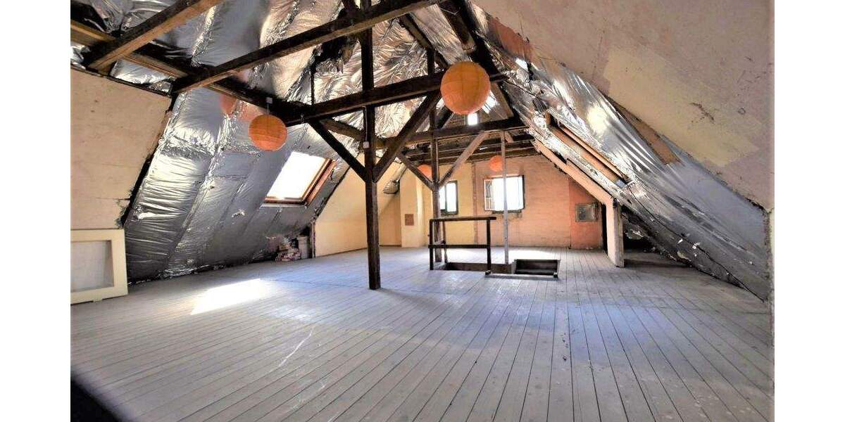 Etagenwohnung Stuttgart Mitte - 4 Zimmer, 86 m&sup2;, 420.000&euro; | Angebot:25662272