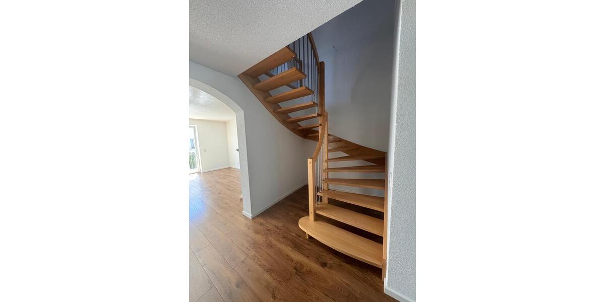 Maisonettenwohnung Horb am Neckar - 6 Zimmer, 170 m&sup2;, 1.580&euro; | Angebot:25908009