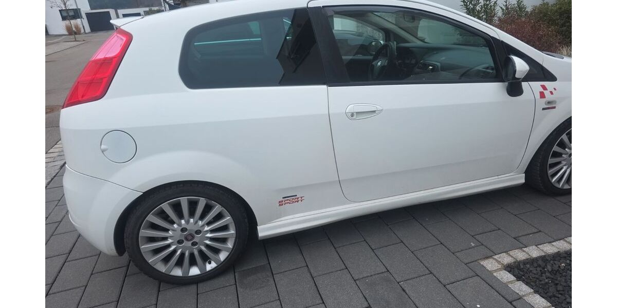 Fiat Grande Punto 171.700 km 1.900 &euro; pfullingen 72793
