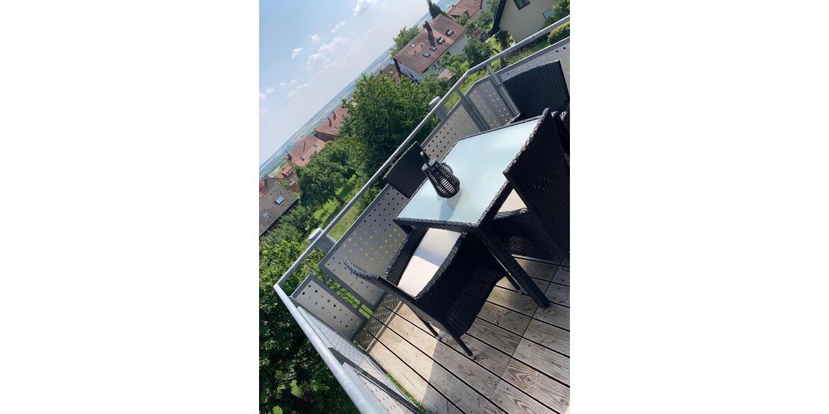 Dachgeschoßwohnung Herrenberg - 3.5 Zimmer, 70 m&sup2;, 419.000&euro; | Angebot:27494874
