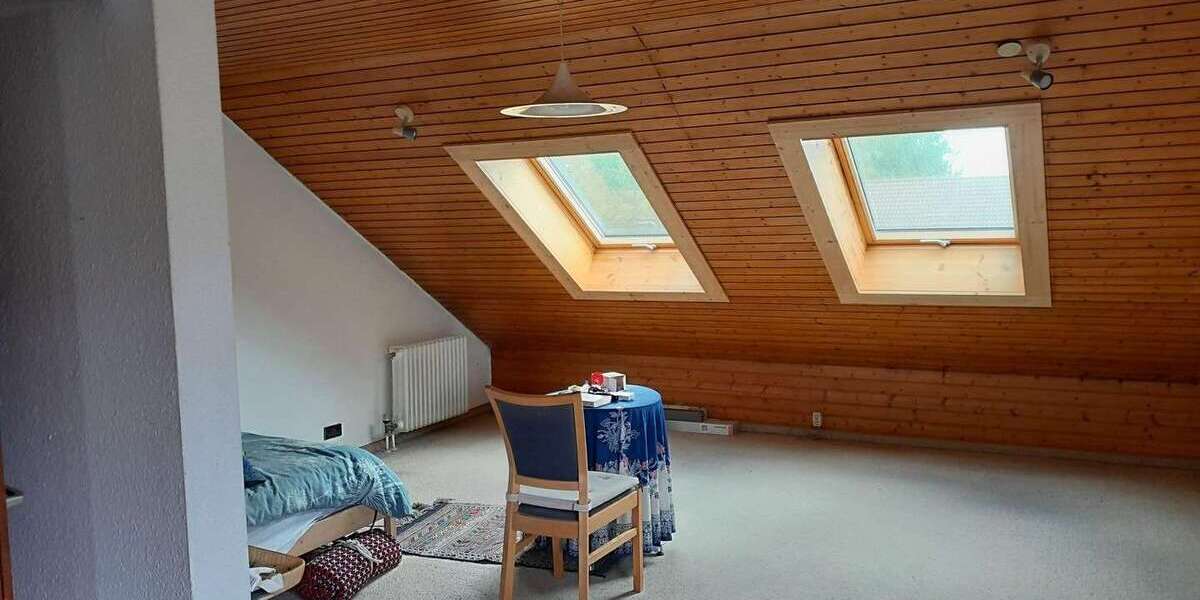 Einfamilienhaus Stuttgart Fasanenhof-Ost - 8 Zimmer, 200 m&sup2;, 900.000&euro; | Angebot:24727614