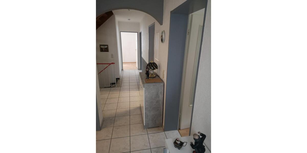 Einfamilienhaus Horb am Neckar - 7 Zimmer, 130 m&sup2;, 319.000&euro; | Angebot:26225581