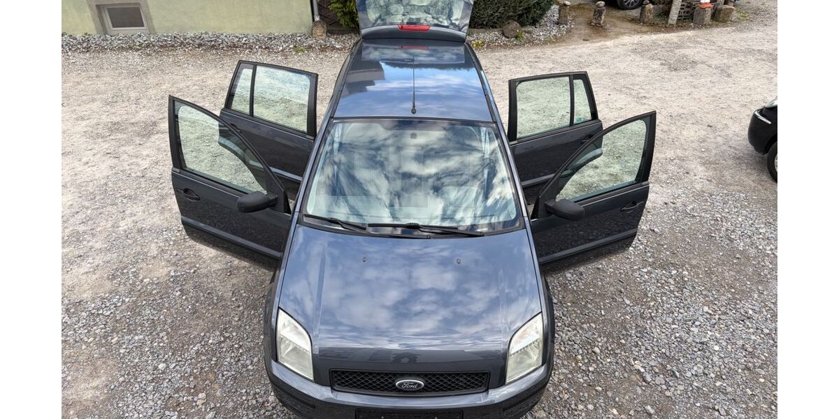 Ford Fusion 142.379 km 2.790 &euro; Böblingen 71032