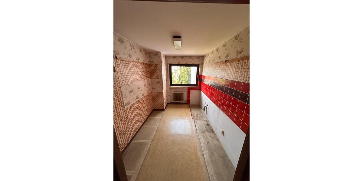 Reihenhaus Köngen - 8 Zimmer, 210 m&sup2;, 630.000&euro; | Angebot:27191337