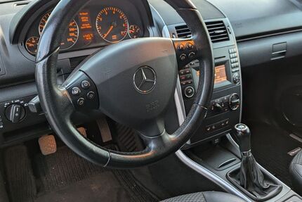 Mercedes-Benz A 160 126.354 km 3.199 &euro; Böblingen 71032