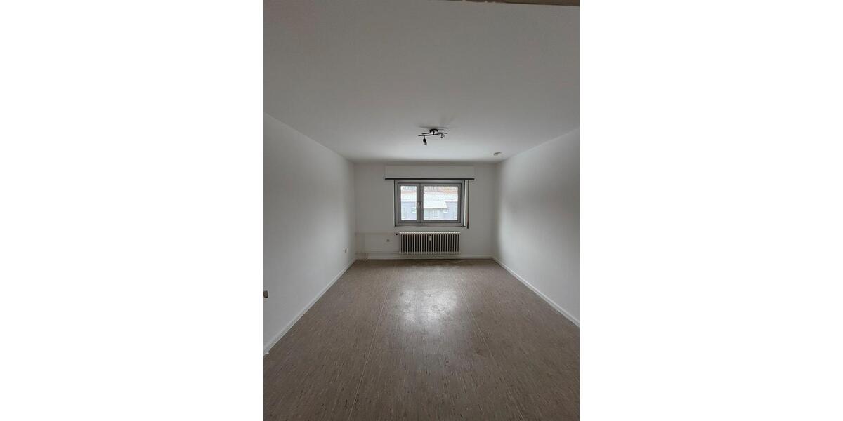 Etagenwohnung Engstingen - 3 Zimmer, 75 m&sup2;, 700&euro; | Angebot:25841298