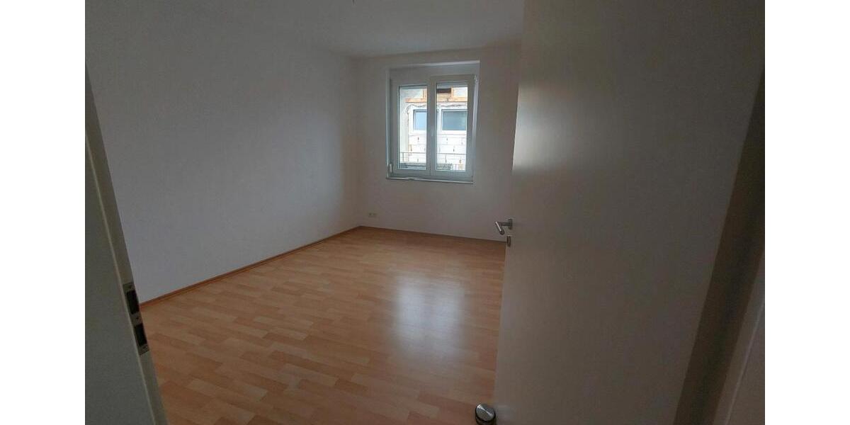 Erdgeschoßwohnung Ammerbuch - 3 Zimmer, 72 m&sup2;, 1.402&euro; | Angebot:25635567