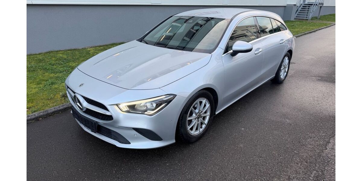 Mercedes-Benz CLA 180 Shooting Brake 186.000 km 15.400 &euro; Sindelfingen 71069