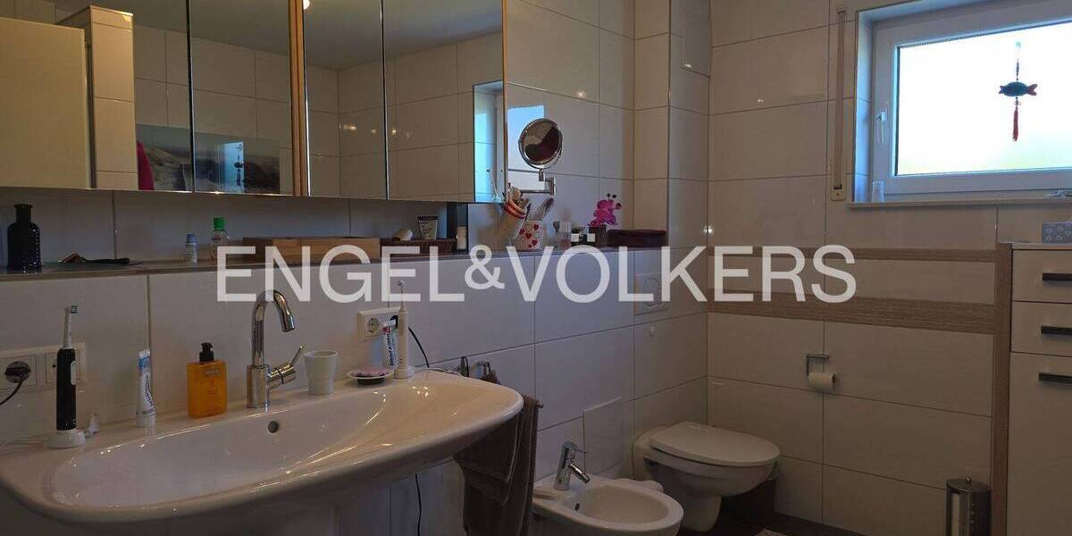 Etagenwohnung Mössingen - 4 Zimmer, 130 m&sup2;, 580.000&euro; | Angebot:26450977