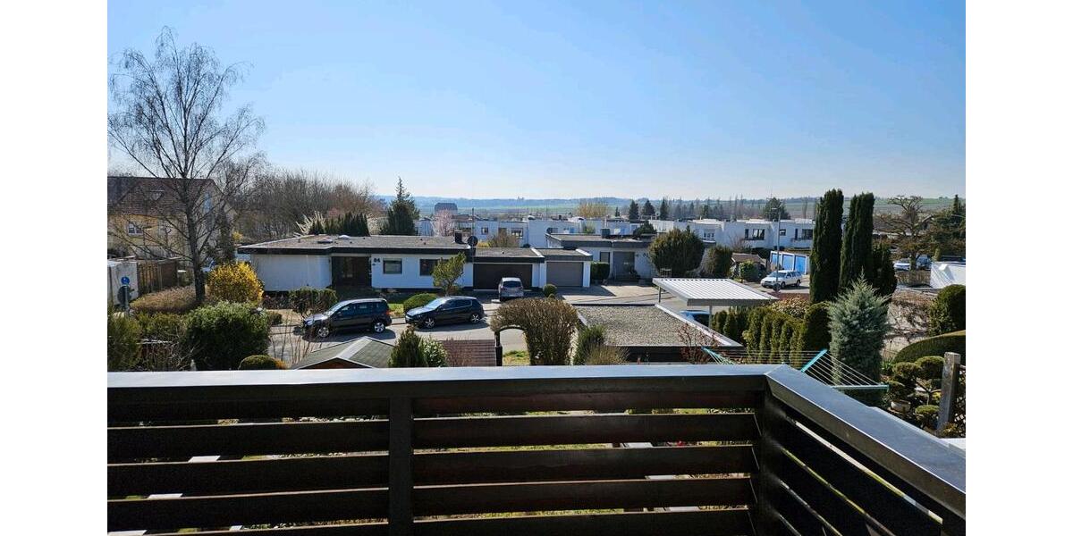 Reihenhaus Herrenberg - 5 Zimmer, 140 m&sup2;, 480.000&euro; | Angebot:25838537