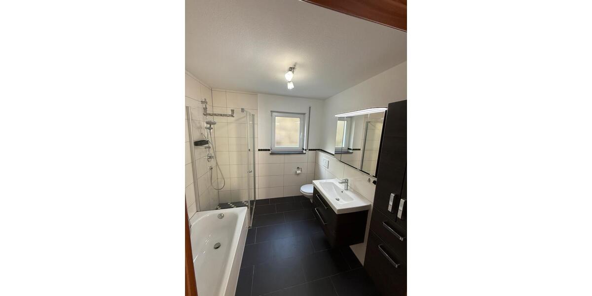 Doppelhaushälfte Reutlingen Sondelfingen - 2 Zimmer, 187 m&sup2;, 849.000&euro; | Angebot:26978129