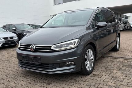VW Touran 130.234 km 15.995 &euro; Stuttgart 70597