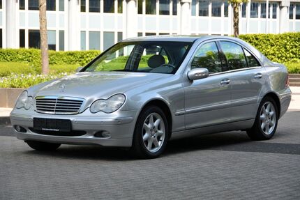 Mercedes-Benz C 320 150.000 km 5.990 &euro; Stuttgart 70567