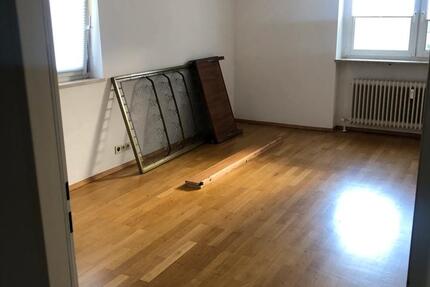 Wohnung Böblingen - 1 Zimmer, 30 m&sup2;, 550&euro; | Angebot:25373031