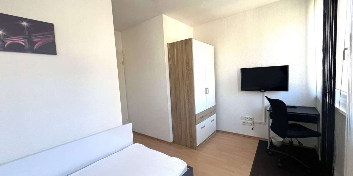 Etagenwohnung Weil der Stadt - 1 Zimmer, 15 m&sup2;, 400&euro; | Angebot:24261624