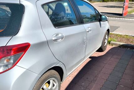 Toyota Yaris 19.000 km 6.500 &euro; Stuttgart 70437