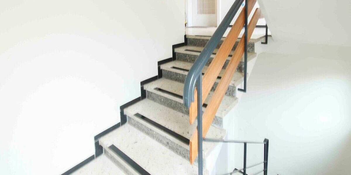 Gewerbeobjekt Pfullingen - 1 Zimmer, 579.000&euro; | Angebot:26016678