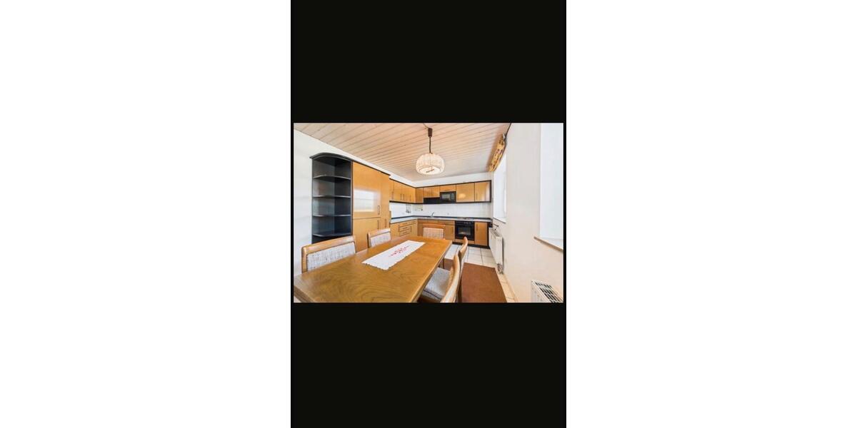 Etagenwohnung Wildberg - 3 Zimmer, 95 m&sup2;, 1.000&euro; | Angebot:26092496