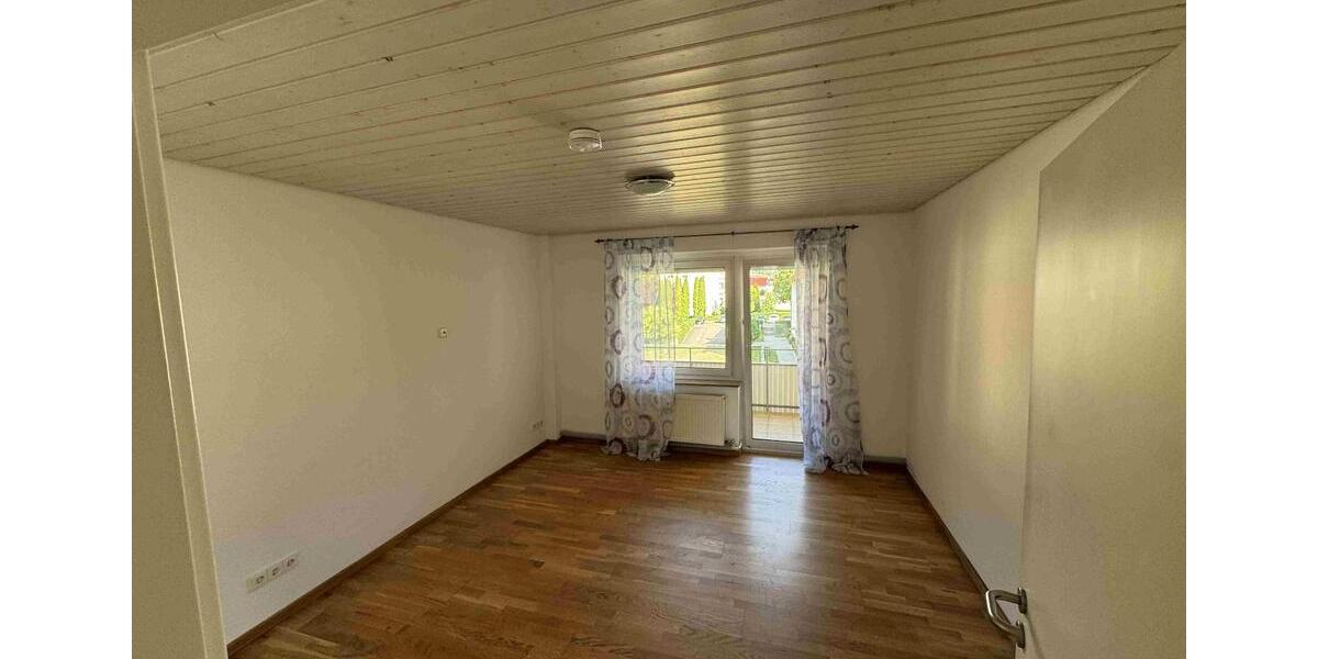 Etagenwohnung Bad Urach - 4.5 Zimmer, 126 m&sup2;, 307.000&euro; | Angebot:27206834