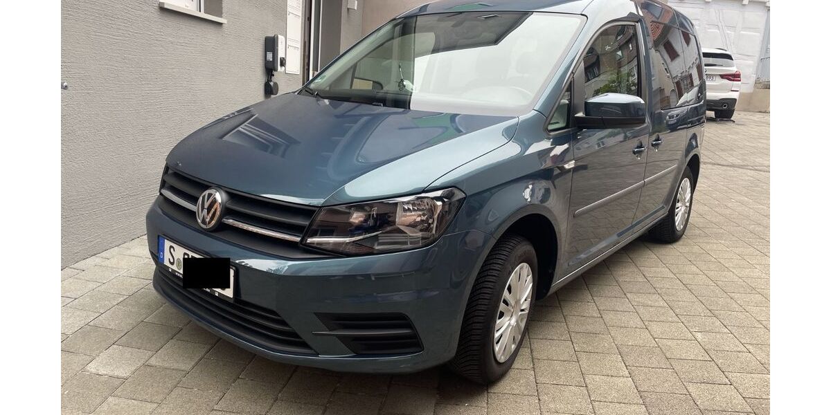 VW Caddy 64.700 km 17.290 &euro; Stuttgart 70563