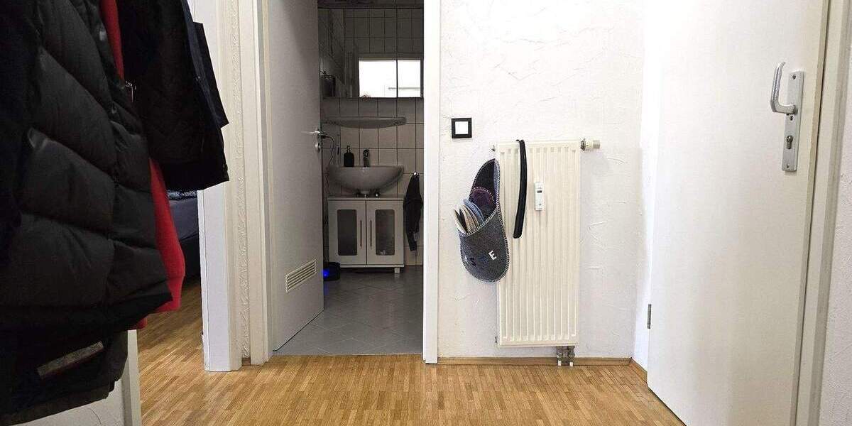 Etagenwohnung Köngen - 2 Zimmer, 49 m&sup2;, 175.000&euro; | Angebot:25676093