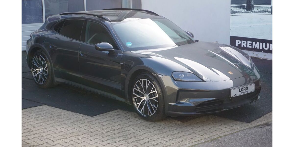 Porsche Taycan 21.950 km 81.888 &euro; Stuttgart 70499
