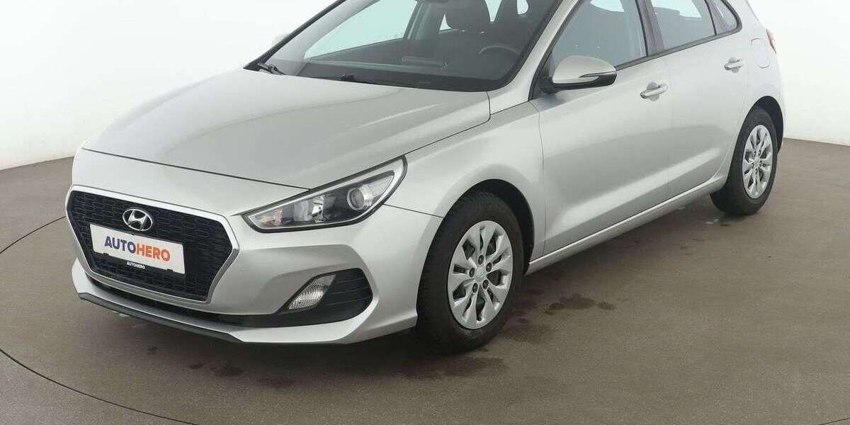 Hyundai i30 38.190 km 12.000 &euro; Stuttgart 70195