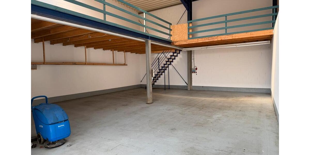 Gewerbeobjekt Deckenpfronn - 1.750&euro; | Angebot:25850191