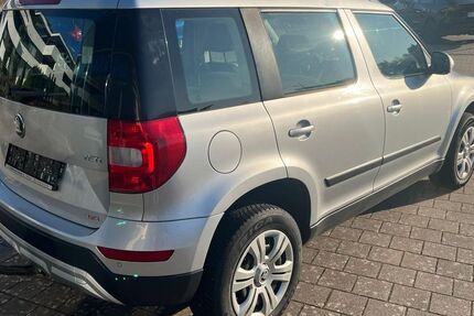 Skoda Yeti 124.124 km 8.980 &euro; Grafenau / Döffingen 71120