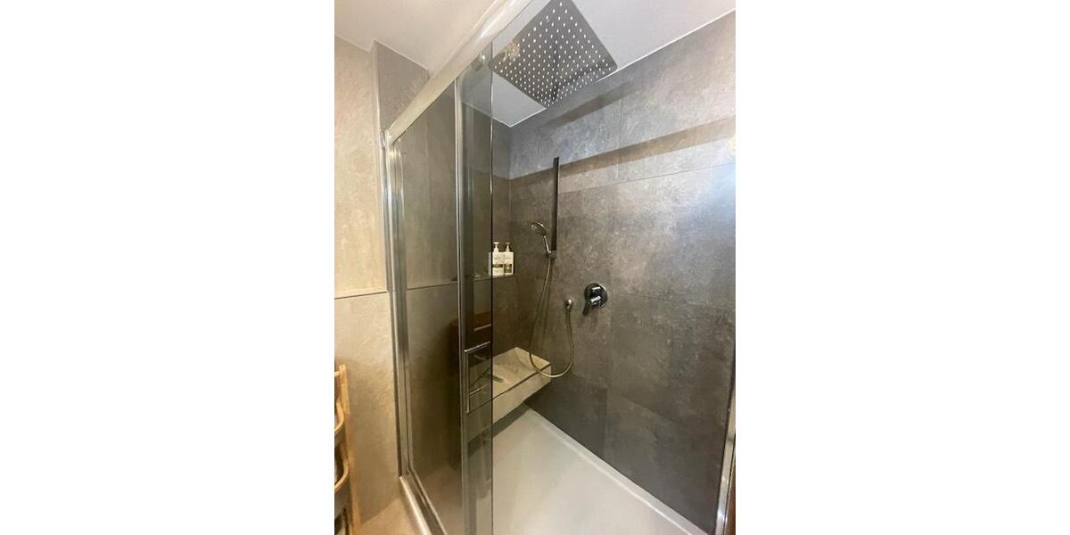 Dachgeschoßwohnung Renningen - 3.5 Zimmer, 75 m&sup2;, 375.000&euro; | Angebot:25644989