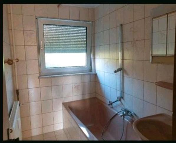 Etagenwohnung Eningen unter Achalm - 3 Zimmer, 74 m&sup2;, 230.000&euro; | Angebot:27186411