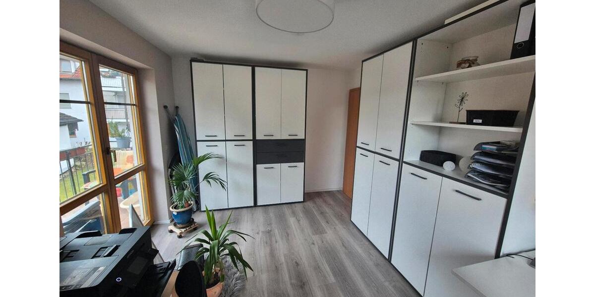 Etagenwohnung Rottenburg am Neckar - 4.5 Zimmer, 116 m&sup2;, 409.000&euro; | Angebot:26975459