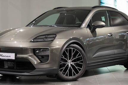 Porsche Macan 8.900 km 89.880 &euro; Böblingen 71034