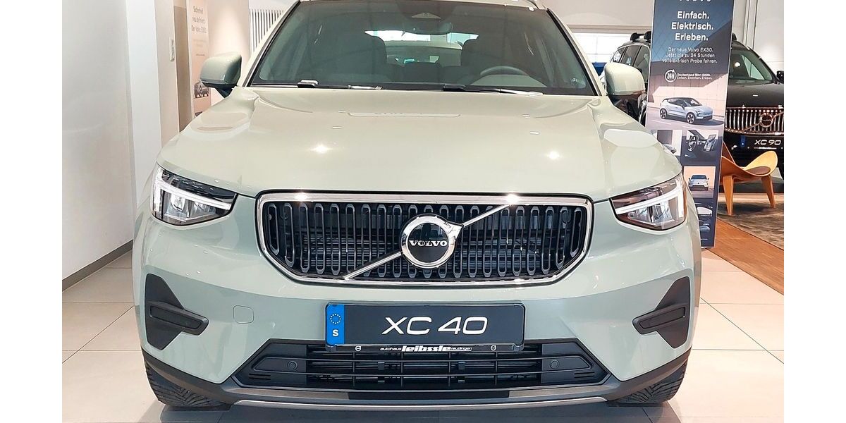 Volvo XC40 9.000 km 41.990 &euro; Reutlingen 72760