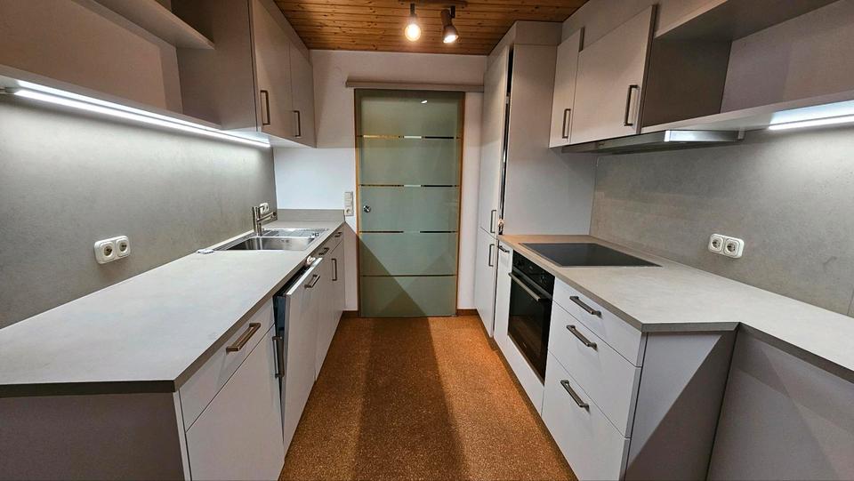 Dachgeschoßwohnung Wildberg - 3 Zimmer, 78 m&sup2;, 990&euro; | Angebot:25942984