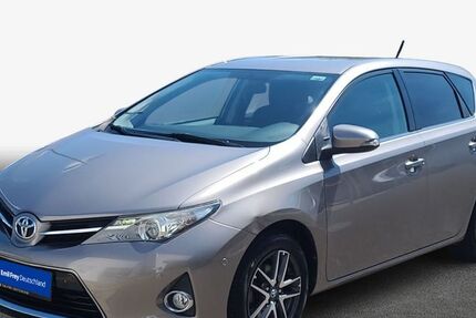 Toyota Auris 30.000 km 12.930 &euro; Reutlingen 72766