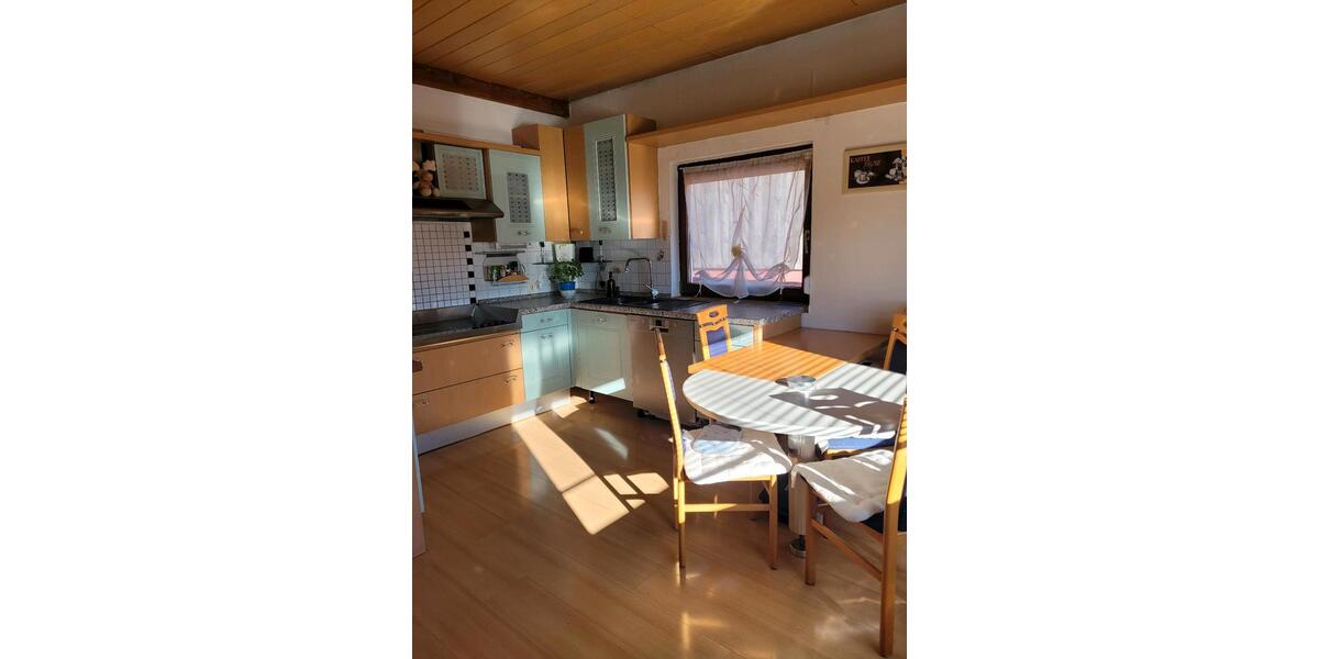 Mehrfamilienhaus, Wohnhaus Bisingen - 8 Zimmer, 202 m&sup2;, 321.000&euro; | Angebot:24801845