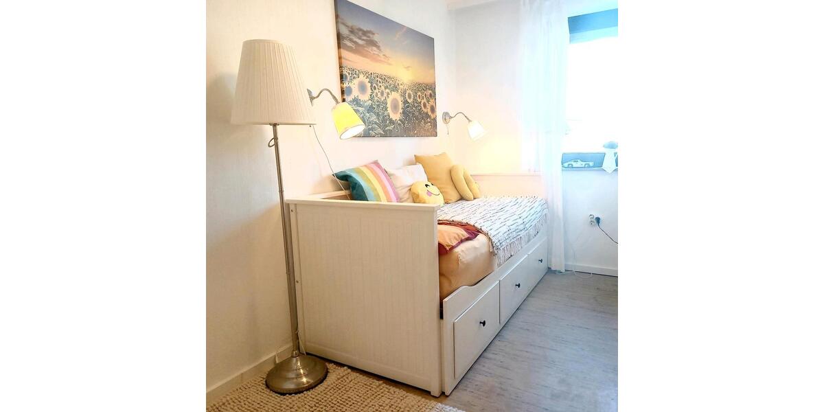 Reihenhaus Reutlingen Orschel-Hagen - 4 Zimmer, 80 m&sup2;, 1.150&euro; | Angebot:25294753