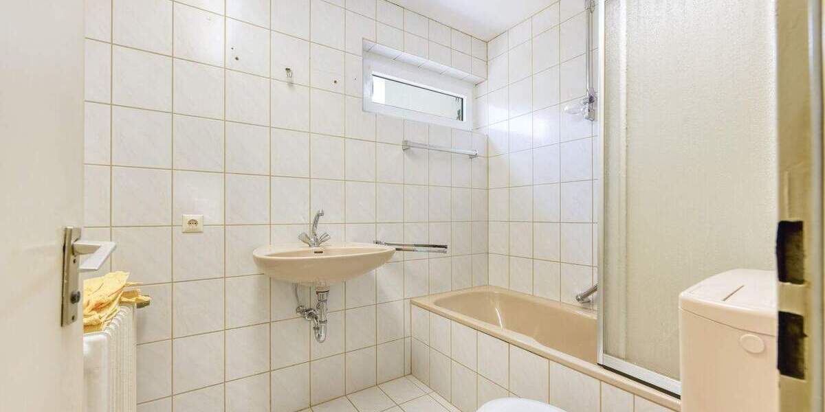 Reihenmittelhaus Stuttgart Rohracker - 5 Zimmer, 120 m&sup2;, 498.000&euro; | Angebot:25693431