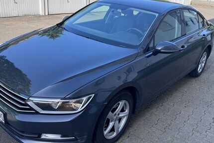 VW Passat 174.252 km 9.500 &euro; Eningen 72800