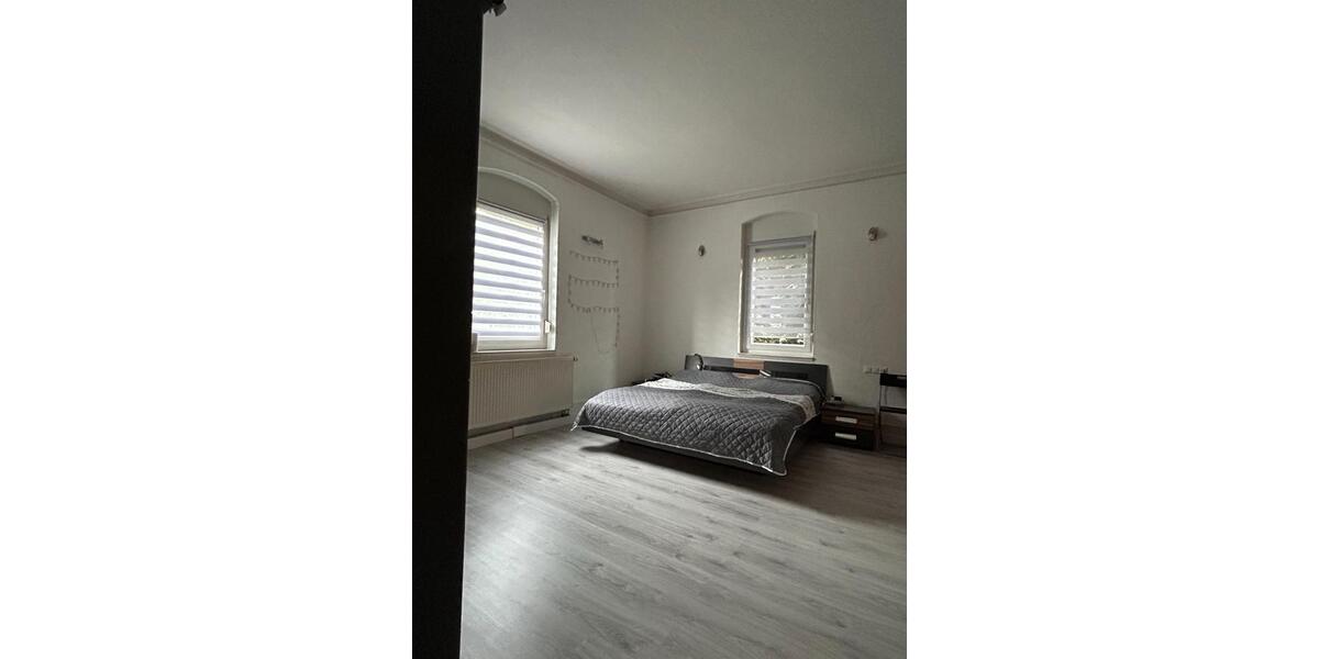 Erdgeschoßwohnung Stuttgart Vaihingen - 4 Zimmer, 89 m&sup2;, 370.000&euro; | Angebot:27006238