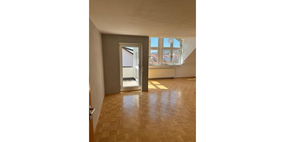 Etagenwohnung Burladingen - 4.5 Zimmer, 90 m&sup2;, 1.280&euro; | Angebot:26133493
