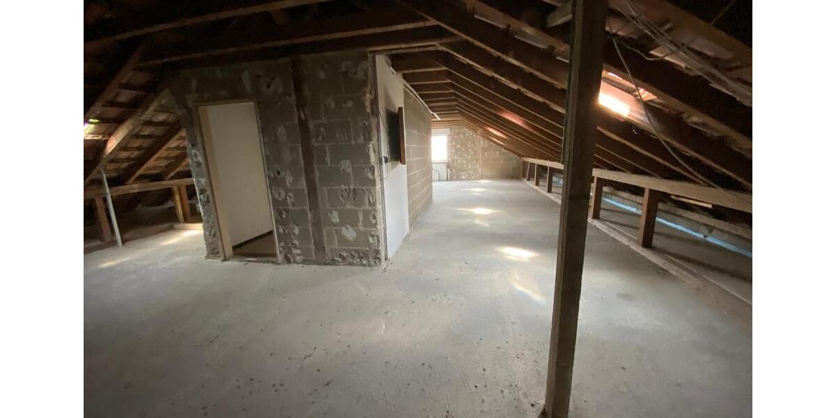 Einfamilienhaus Herrenberg - 650.000&euro; | Angebot:27088350