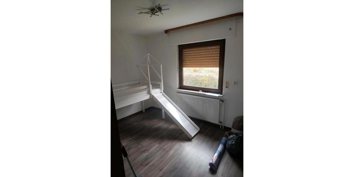 Einfamilienhaus Burladingen - 5 Zimmer, 95 m&sup2;, 210.000&euro; | Angebot:25650200