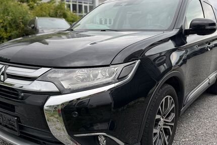 Mitsubishi Outlander 147.000 km 14.799 &euro; Sindelfingen 71069