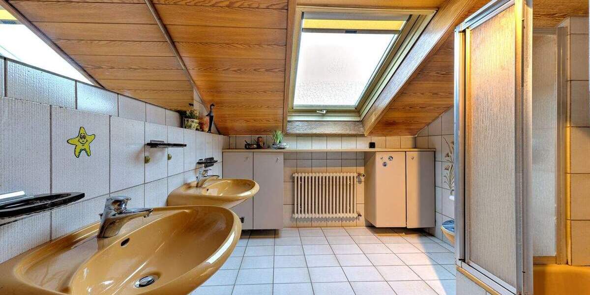 Einfamilienhaus Weil im Schönbuch - 6 Zimmer, 238 m&sup2;, 735.000&euro; | Angebot:25694990